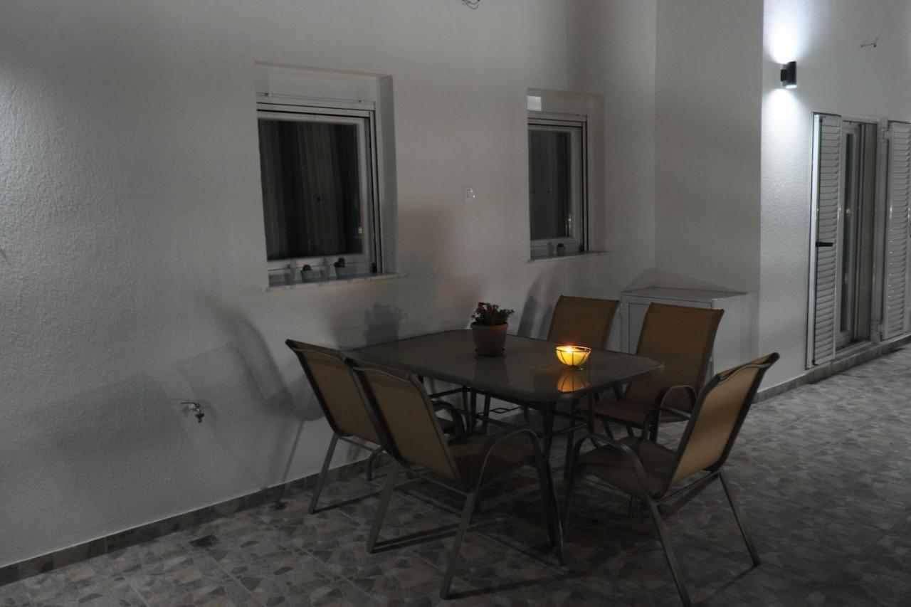 Filippou Luxury Apartments Flogita Eksteriør billede