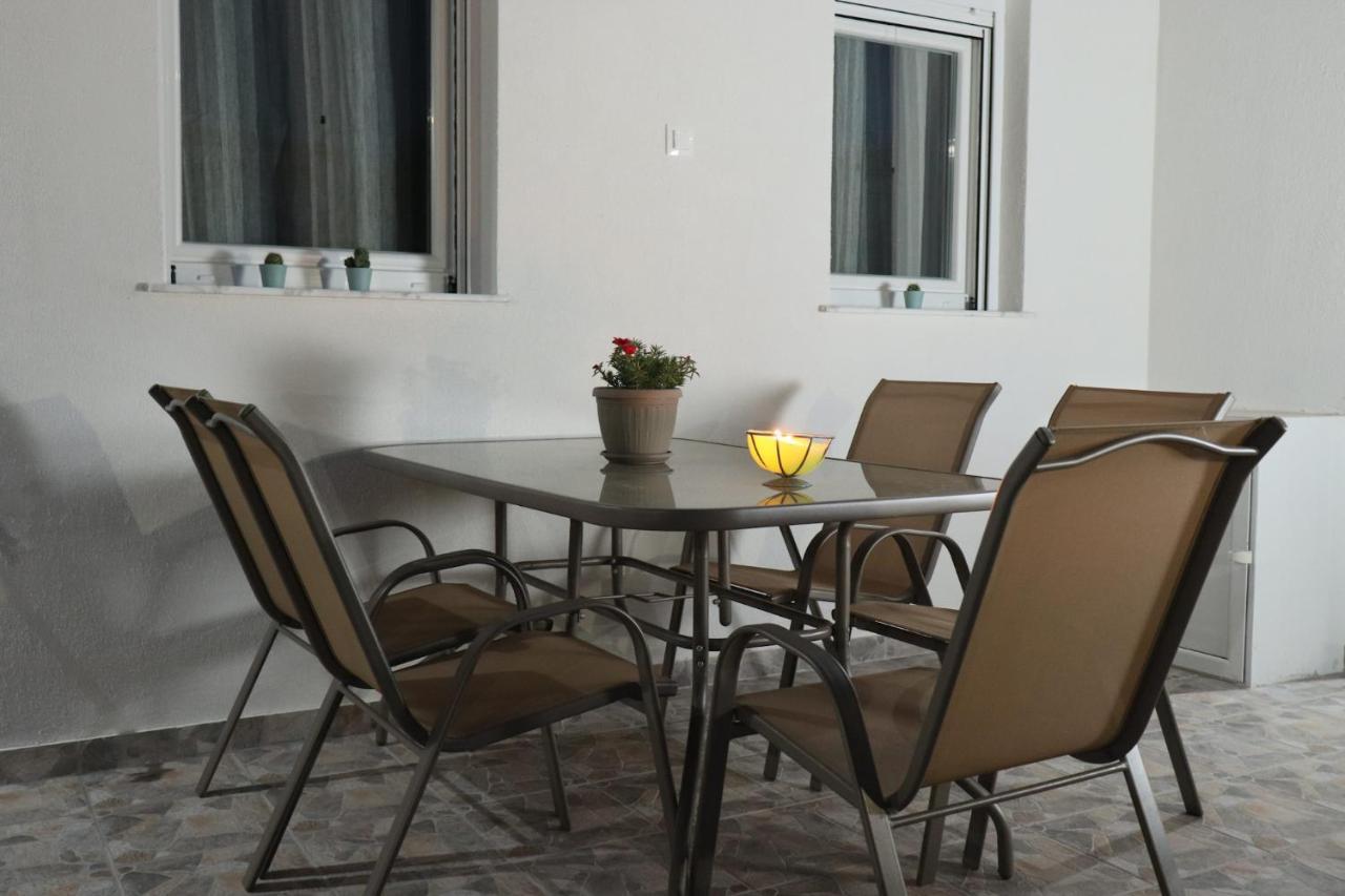 Filippou Luxury Apartments Flogita Eksteriør billede